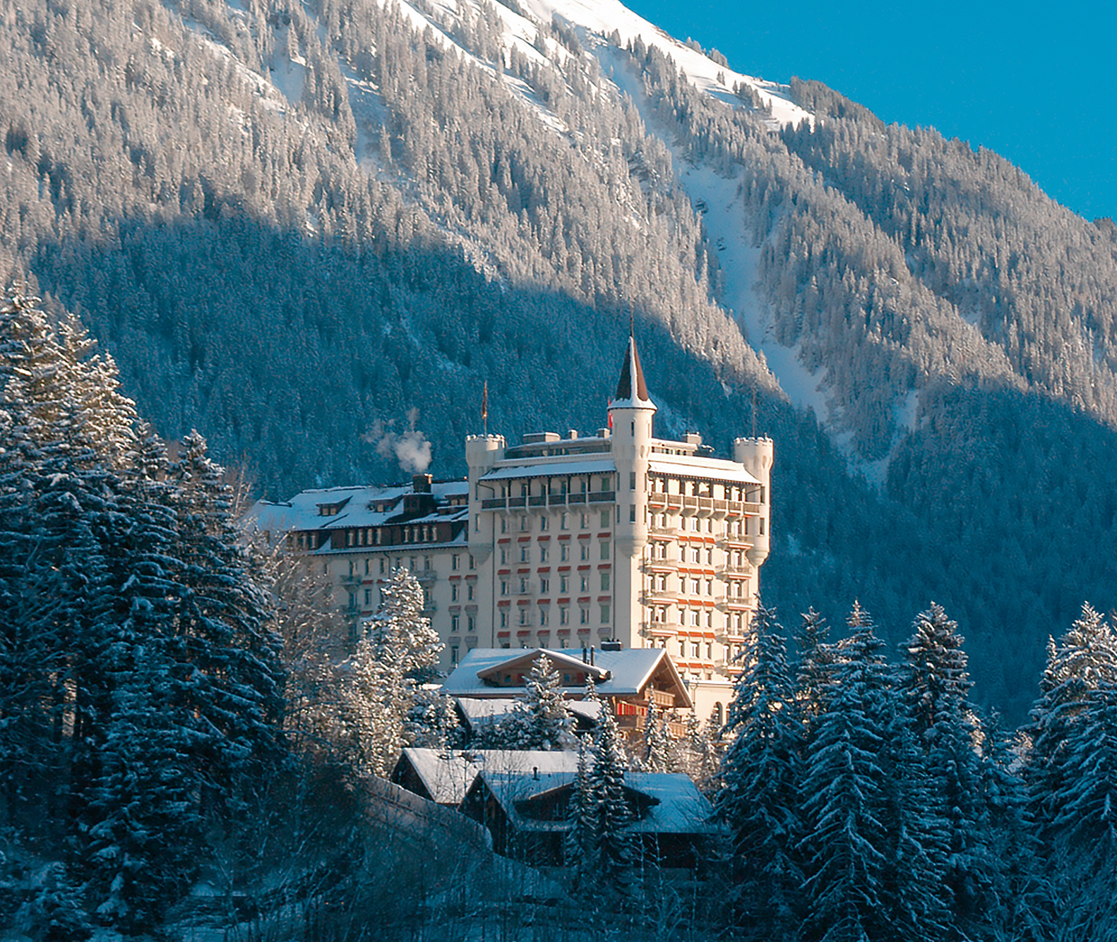 Gstaad Palace 5 étoiles - Extérieur hivernal